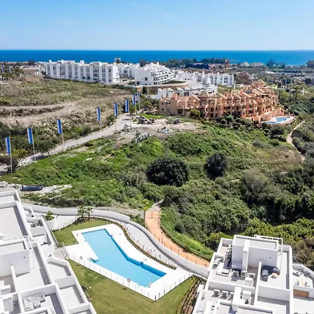 Vivi Homes - Feliz - Roof Terrace - Pool - Gym Estepona