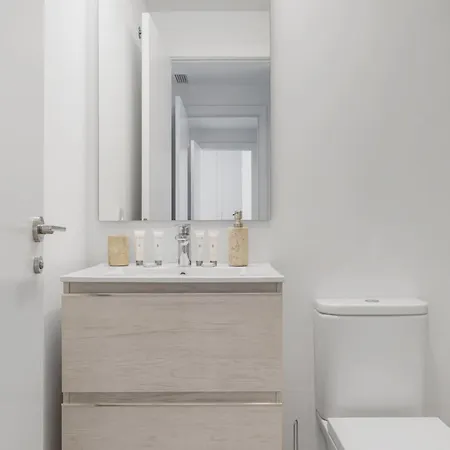 Vivi Homes - Feliz - Roof Terrace - Pool - Gym Apartment Estepona